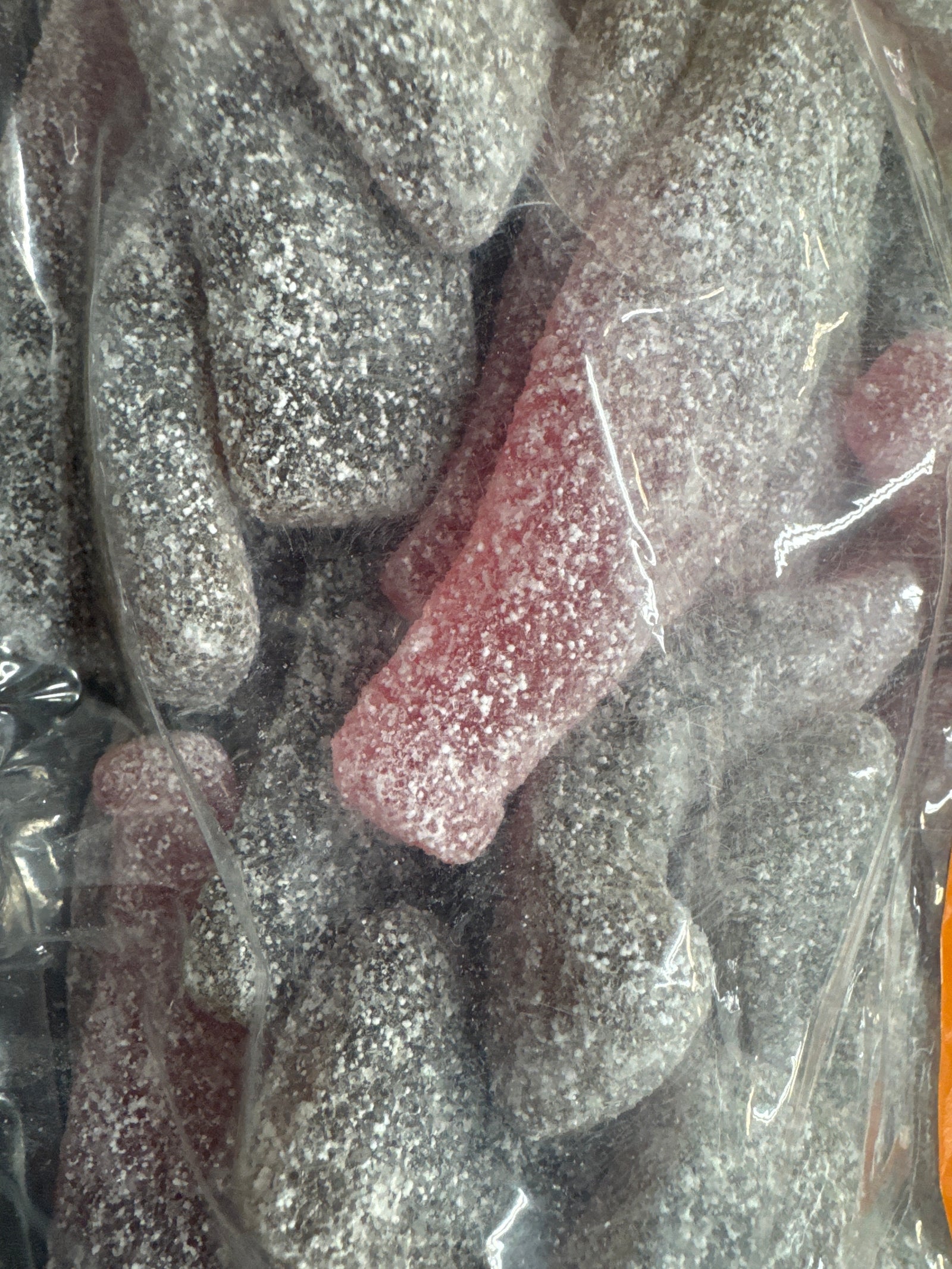 Kingsway Fizzy cherry cola Bottles Per 100g