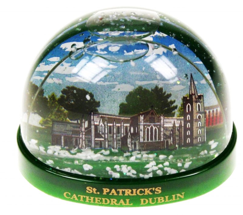 St Patrick's Cathedral Snow Globe